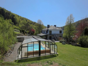 Гостиница Modern Mansion in Vielsalm with Sauna and Private Pool  Вьельсальм